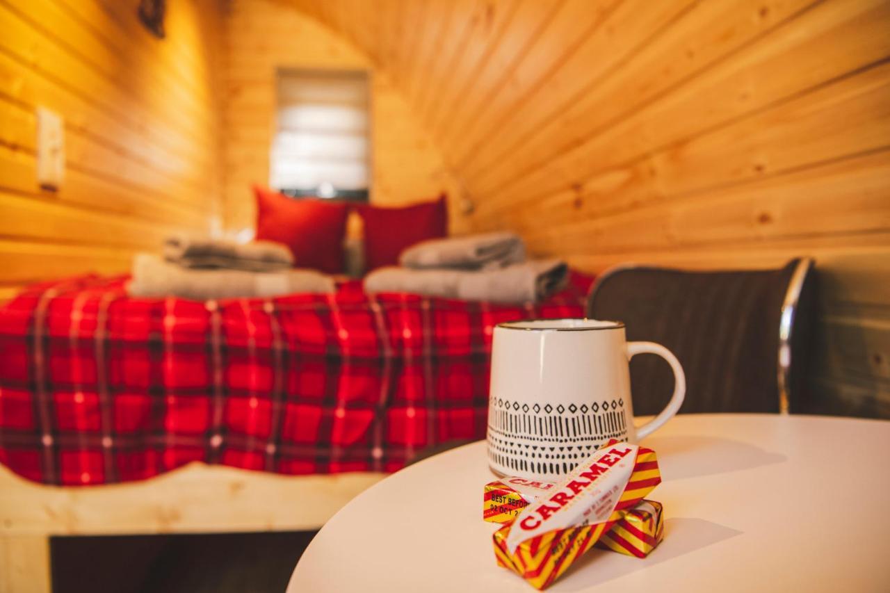 Highland & Transylvania Glamping Pods Roybridge Ngoại thất bức ảnh