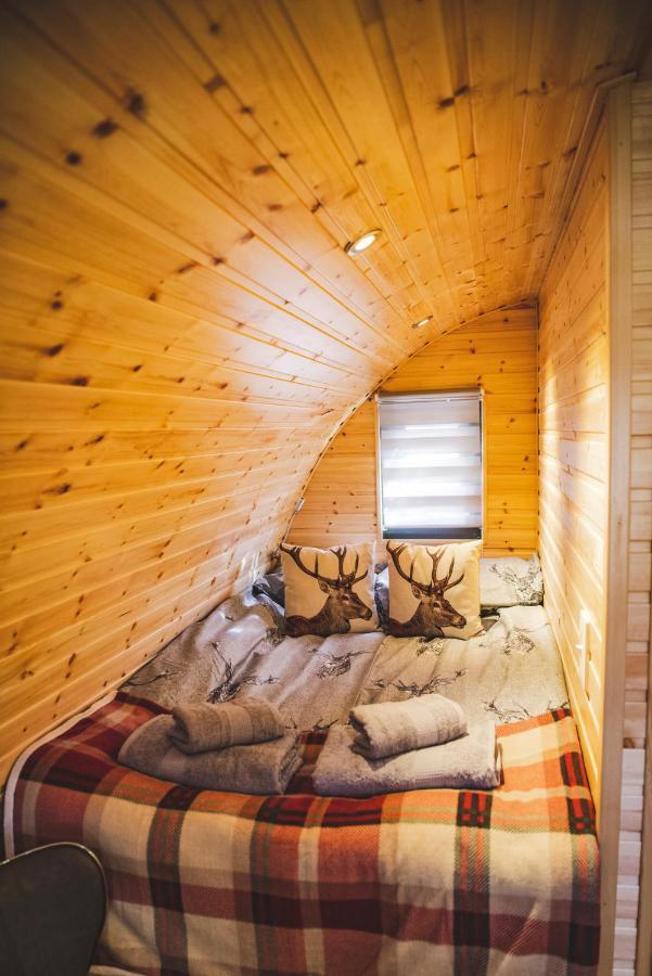 Highland & Transylvania Glamping Pods Roybridge Ngoại thất bức ảnh