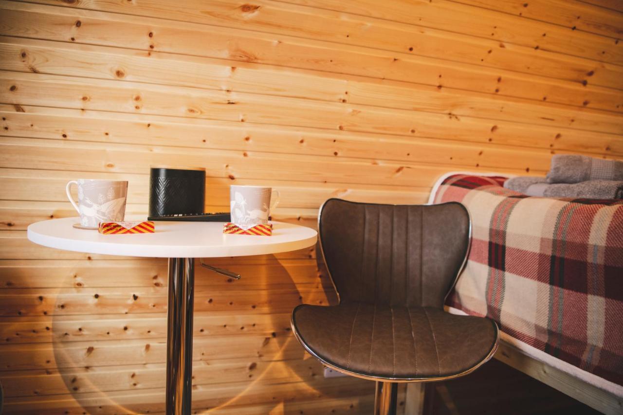 Highland & Transylvania Glamping Pods Roybridge Ngoại thất bức ảnh
