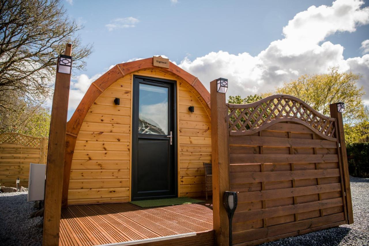 Highland & Transylvania Glamping Pods Roybridge Ngoại thất bức ảnh